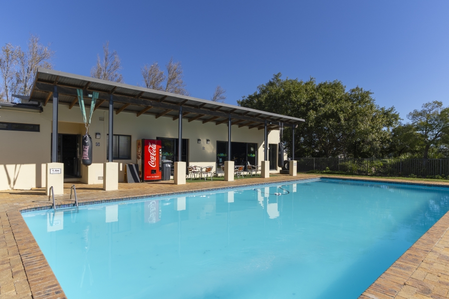 3 Bedroom Property for Sale in Somerset West Mall Triangle Western Cape